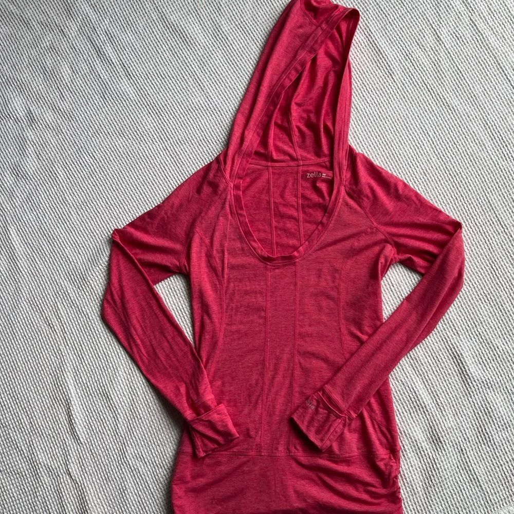 Zella Pink Long Sleeve Scoop neck Flip Cuff Running Hooded T-shirt sz XS - Picture 2 of 6